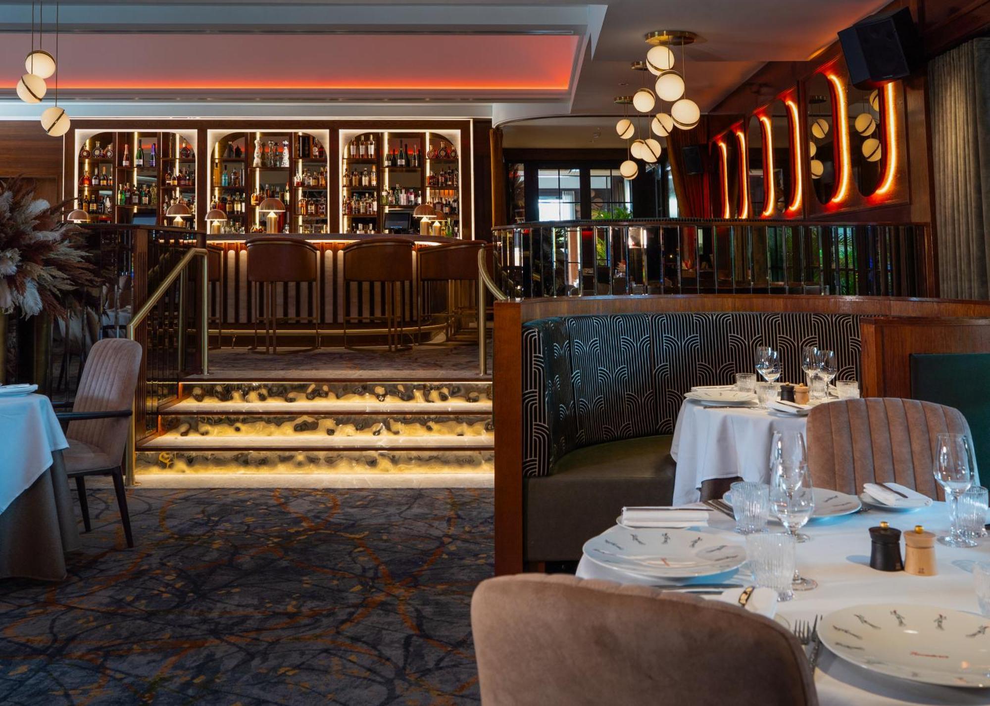 Crossbasket Castle Hotel & Restaurant High Blantyre Екстериор снимка