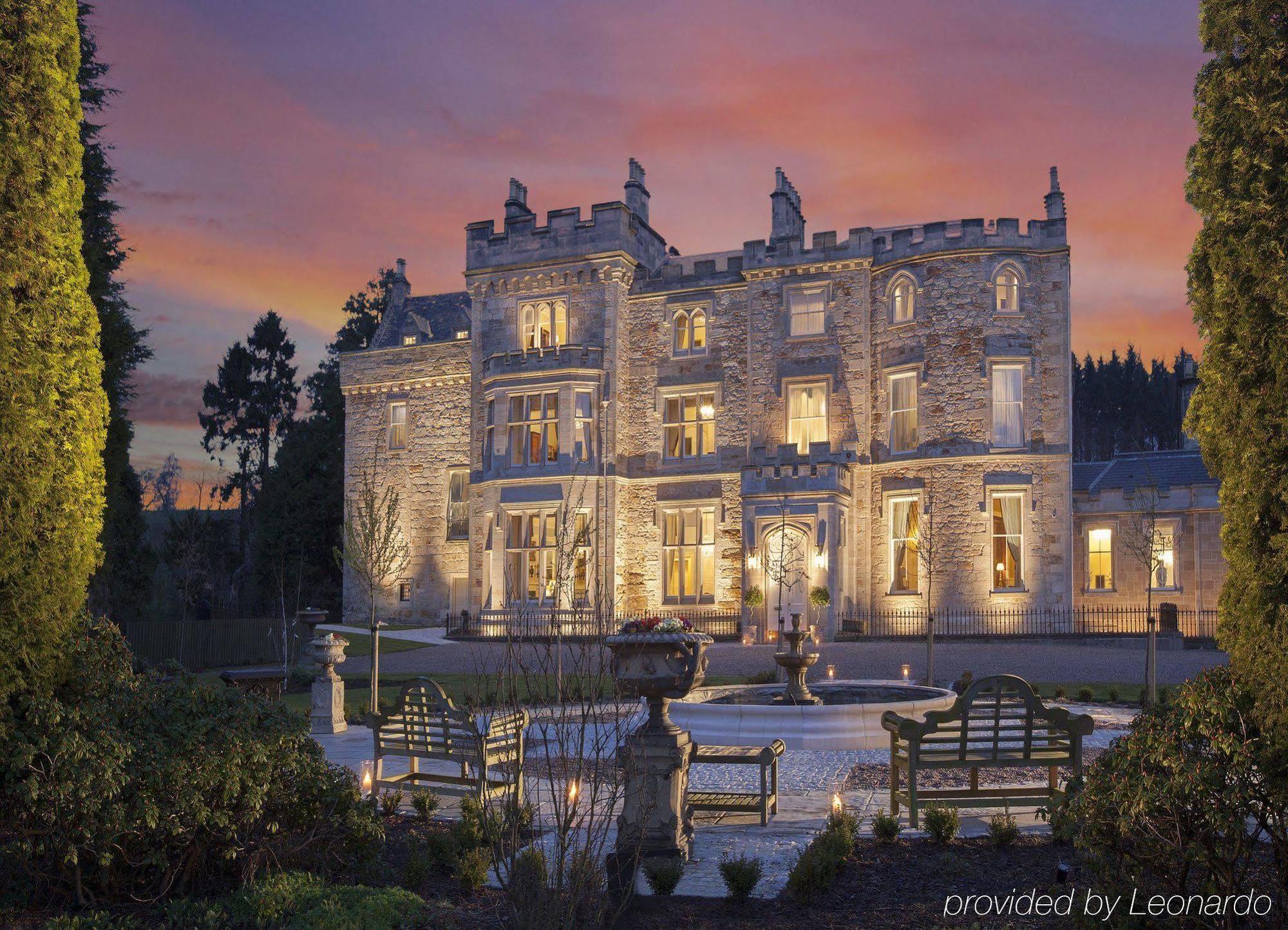 Crossbasket Castle Hotel & Restaurant High Blantyre Екстериор снимка
