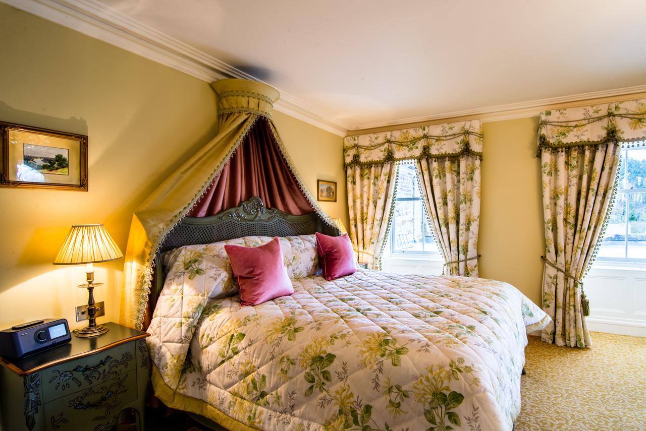 Crossbasket Castle Hotel & Restaurant High Blantyre Екстериор снимка