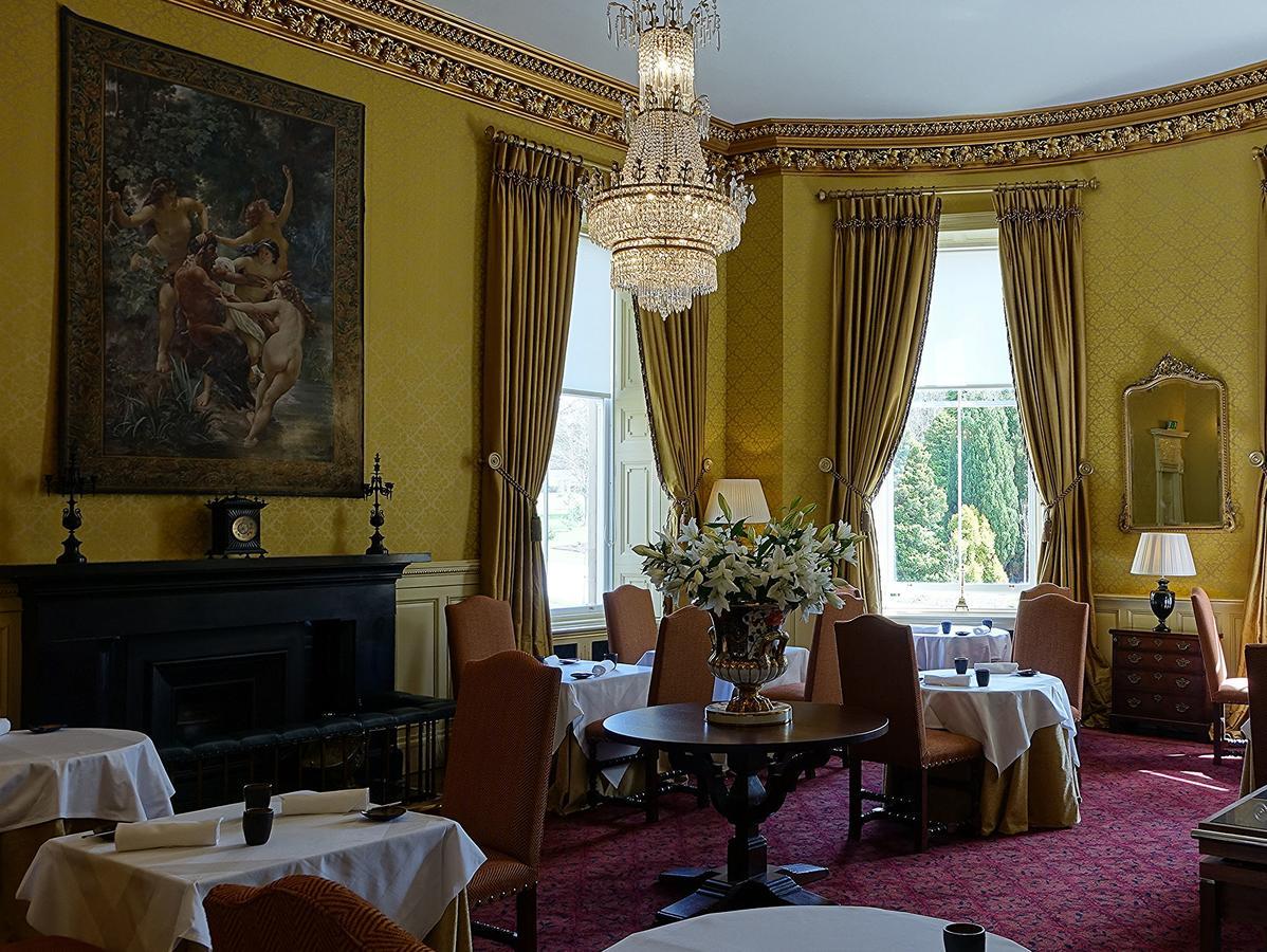 Crossbasket Castle Hotel & Restaurant High Blantyre Екстериор снимка